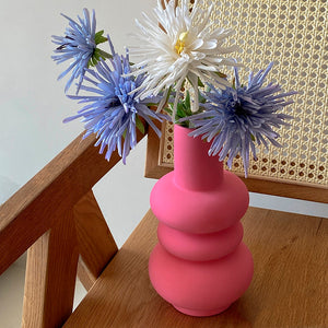 Lacie Flower Vase: Pink Ceramic Vase