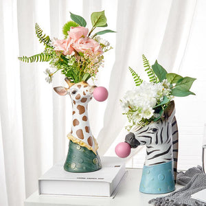 Cute Animals Flower Vase: Zebra and Giraffe Shaped Vases