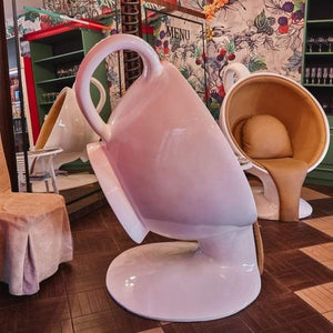 Coffee Cup Lounge Chair: Large Cup Shaped Chair
